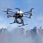 Oktokopter sind kostengünstig einsetzbar für Werbung und Tourismus, Industrie und Wissenschaft, Immobilienfotografie, die Technik- und Baubranche, Gutachten, TV- und Filmproduktionen und private Zwecke