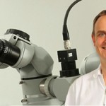 Hochleistungsmikroskop ermöglicht Präzisionsarbeit bei Wurzelkanalbehandlung