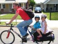 Eine israelische Studie zeigt, dass Kindern alleinerziehender Mütter nicht ein Vater, sondern ein zweites Elternteil fehlt.